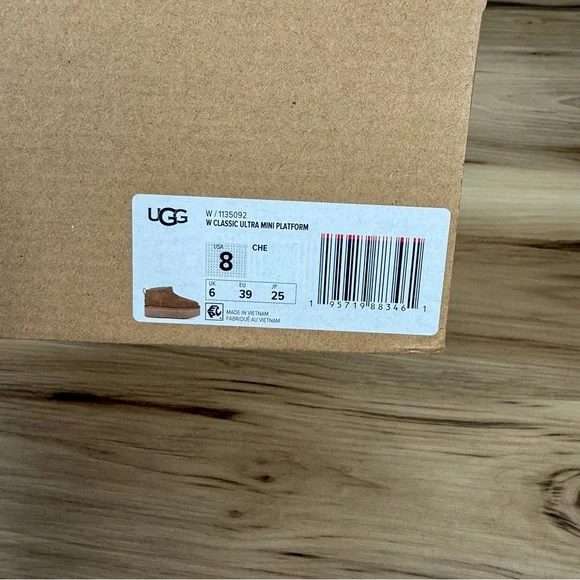 UGG Classic Ultra Mini Platform Ankle Boots in Chestnut - Picture 7 of 8